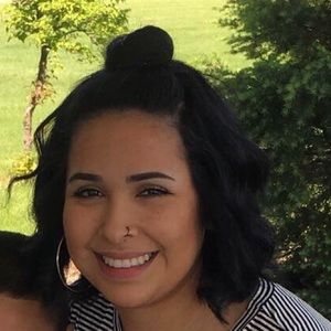 Meet your Posher, Mariela